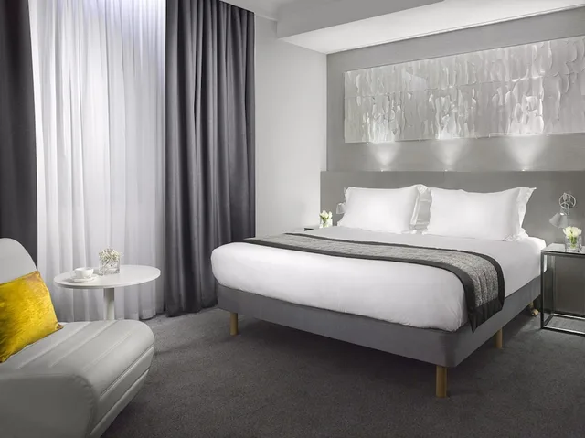غرفة سوبيريور بسرير كينج، Radisson Blu Hotel, Edinburgh City Centre 2/8