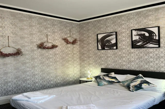 غرفة قياسية ثلاثية، OYO Marine Parade Hotel Eastbourne Pier 4/6