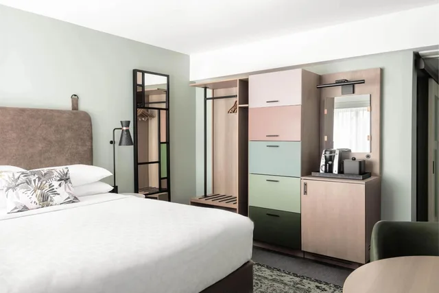 Xtra Space, Standard, King Bed، Holiday Inn Express St Louis Central West End 1/4