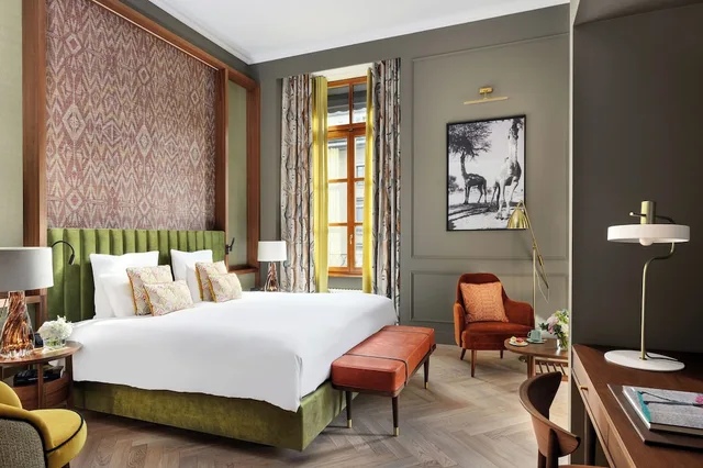Traveller, Junior Suite, King Bed, Hotel Metropole Geneve 1/4