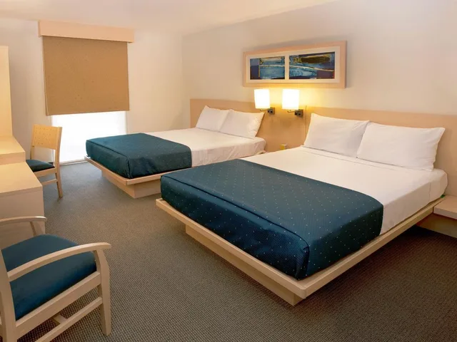 غرفة قياسية بسرير مزدوج، City Express by Marriott Puebla Finsa 1/2