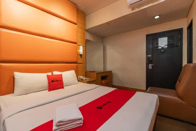 غرفة قياسية بسرير مزدوج، OYO 180 Hotel Mirah (Mirah Hotel) 3/10