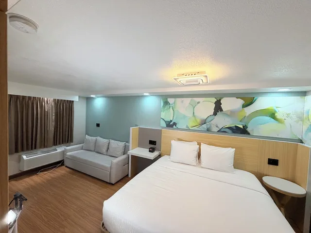 غرفة ديلوكس بسرير كينج، Wyndham Garden Salina Conference Center 6/10