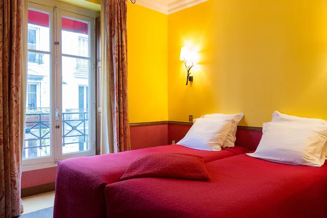 غرفة سوبيريور بسريرين منفصلين، Relais Monceau 1/7