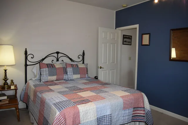 Presidential, Master, Suite, 3 Queen Beds, Sofa، Hermann Crown Suites 9/10