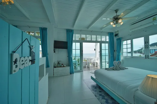 غرفة ثلاثية بسرير كينج وسرير فردي بإطلالة على البحر، DD Hut Koh Tao 1/7