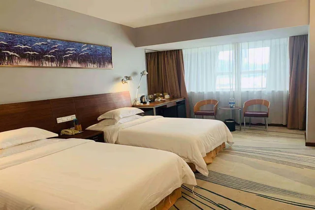 غرفة سوبيريور بسريرين منفصلين، Days Inn by Wyndham Guangzhou 2/4