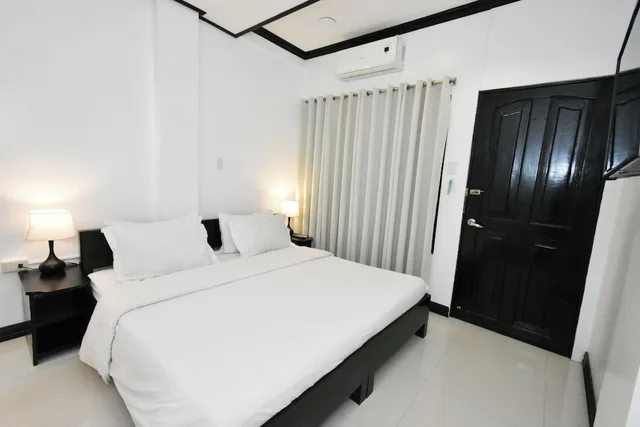 غرفة قياسية بسرير مزدوج أو سريرين منفصلين، Swiftlets Inn 1/10