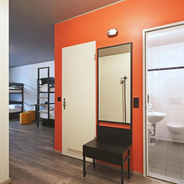 سكن مشترك بستة أسرّة للنساء، a&o Stuttgart City 4/4
