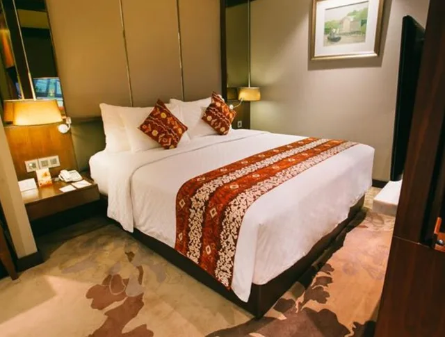 غرفة ديلوكس بسرير مزدوج أو سريرين منفصلين، SWISS-BELHOTEL BORNEO BANJARMASIN 2/4