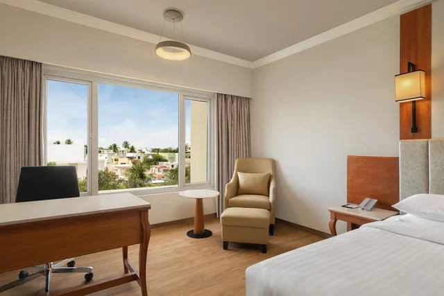 Room, Twin Beds, Courtyard Tiruchirappalli 2/3