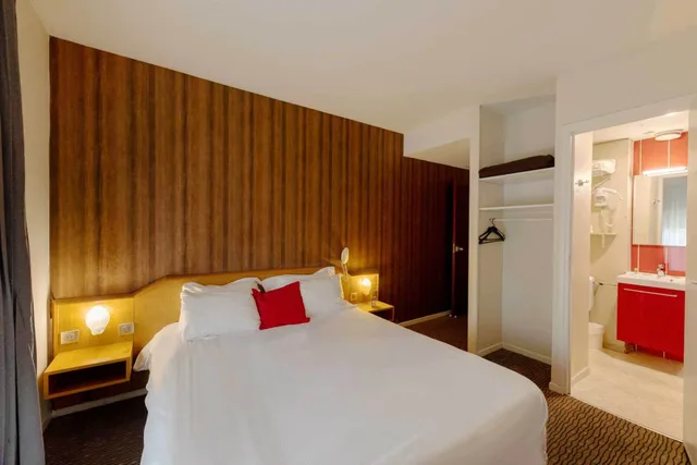 غرفة قياسية مفردة بسرير مزدوج، Metropol Hotel 1/6