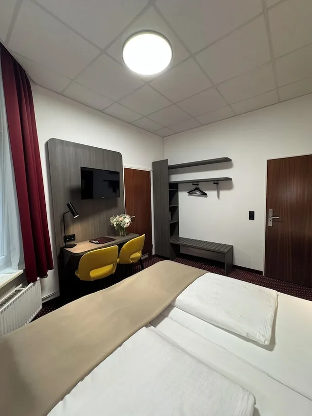 غرفة بسريرين منفصلين، Lumen Am Hauptbanhof 3/8