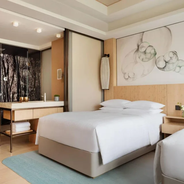 Room, 2 Double Beds, Club Floor، Marriott Hong Kong Ocean Park Hotel 1/5