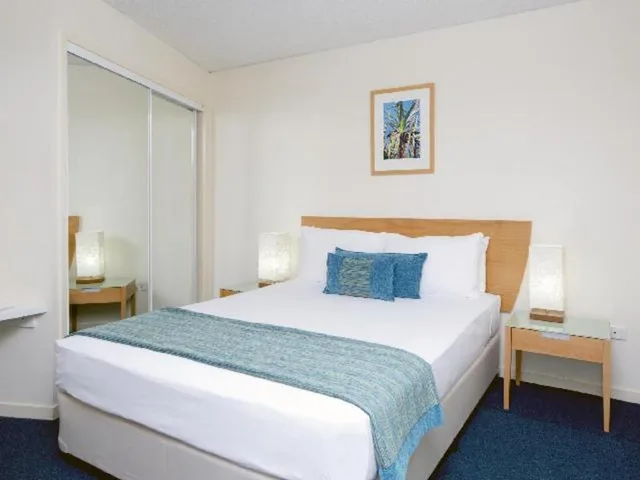 1 Bedroom, Queen Bed, Water View، Breakfree Grand Pacific Caloundra 1/4