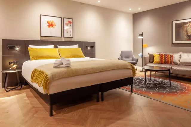 جناح بزنس بسرير كينج بحوض استحمام، GOLDEN TULIP LEIDEN CENTRE 1/2