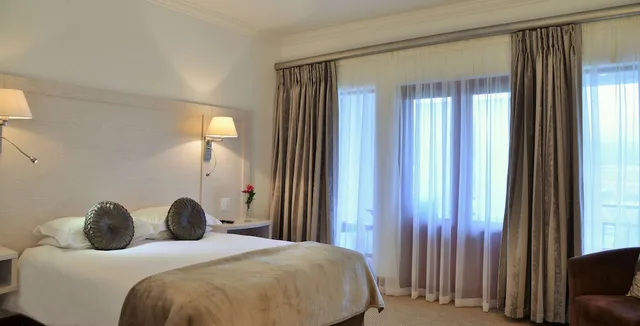 غرفة فاخرة بسرير مزدوج، Val Du Charron Coach House 5/10