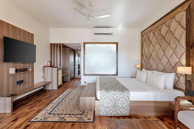 غرفة بريميوم بإطلالة على النهر بشرفة، Riva Beach Resort 2/5
