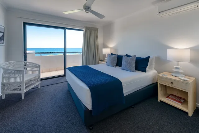 شقة بريميوم بسريرين كوين بإطلالة على البحر بغرفتي نوم، The Point Coolum Beach 2/8