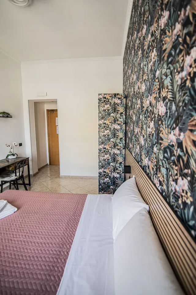 غرفة قياسية بسرير مزدوج أو سريرين منفصلين، Hotel Dell Urbe 3/10