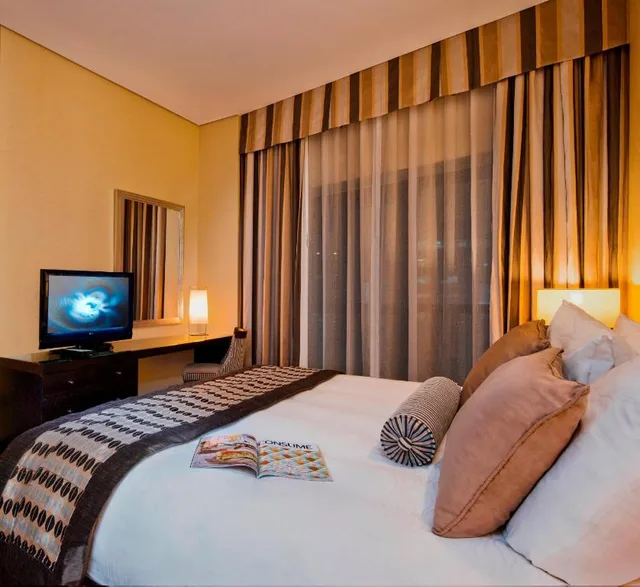 Executive King, TIME Oak Hotel and Suites 2/3