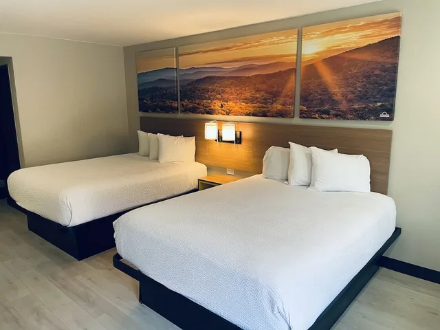 غرفة أساسية بسريرين كوين لذوي الإعاقة، Days Inn by Wyndham San Diego-East/El Cajon 2/6