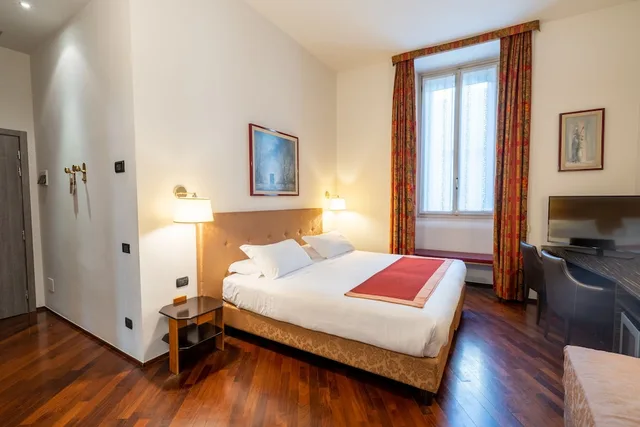 غرفة كلاسيكية بسريرين منفصلين، Hotel Regina Milano 1/10