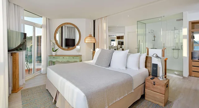 Grand, the Level, Suite, Sea View، Melia Cala Galdana 1/2