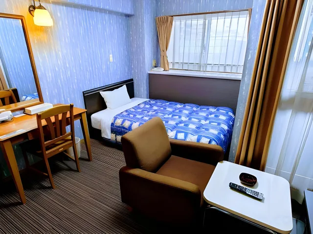 غرفة صغيرة بسرير مزدوج للمدخنين، Azu Garden Nipponbashi 1/2