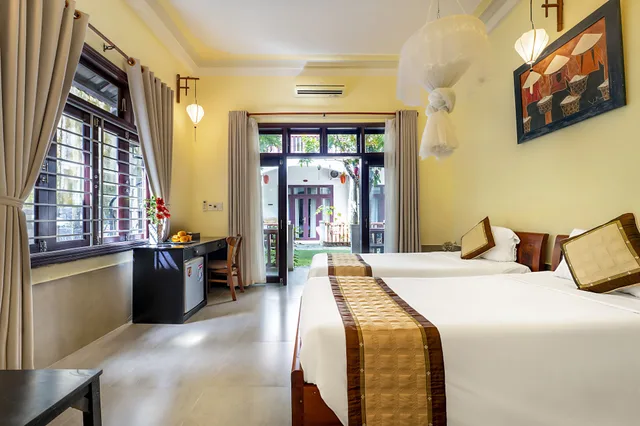 غرفة سوبيريور بسرير كينج بإطلالة على الحديقة بشرفة، Loc Phat Hoi An Homestay - Villa 5/10