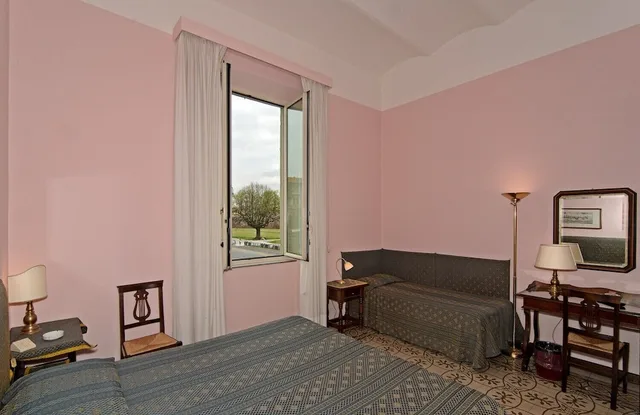 غرفة قياسية ثلاثية بسرير مزدوج وسرير فردي، Hotel Rex 6/10