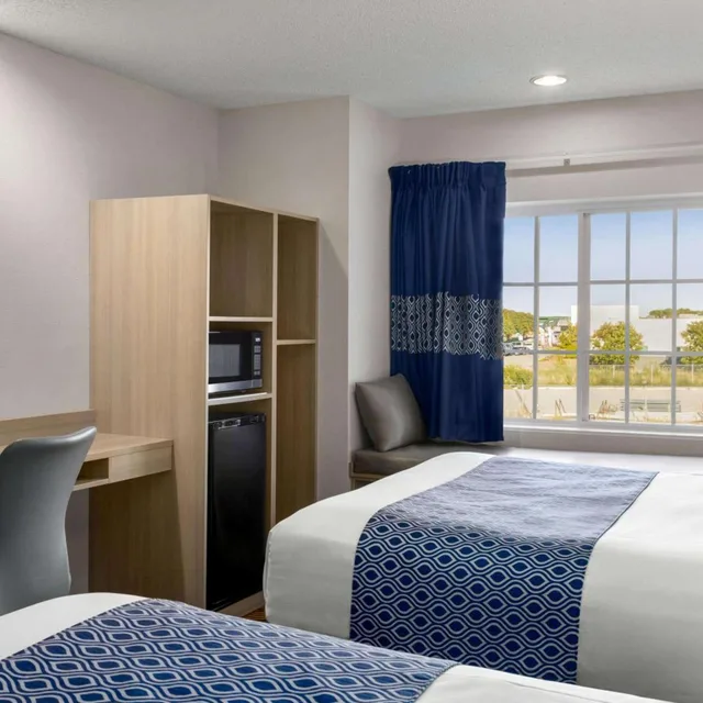 غرفة ديلوكس بسرير كوين لذوي الإعاقة، Microtel Inn Suites By Wyndham Lincoln 4/8