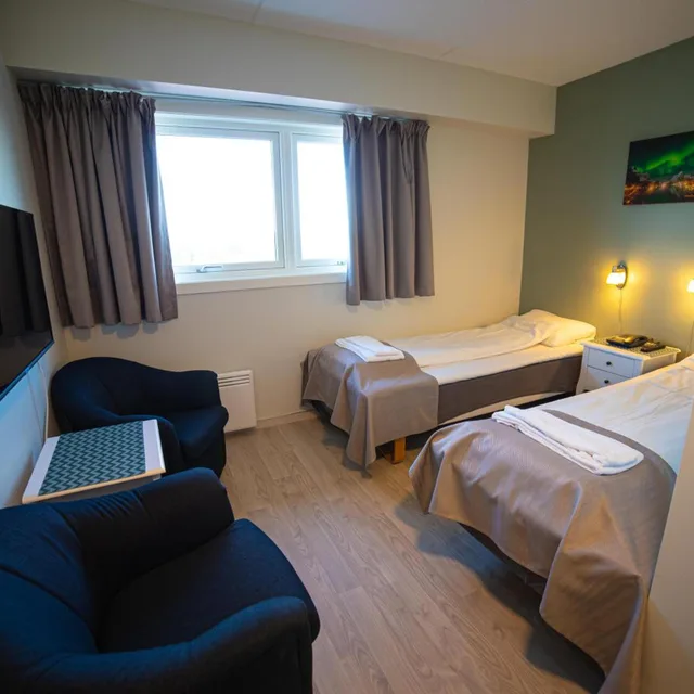 غرفة بسرير مزدوج أو سريرين منفصلين، Sandefjord Motor Hotel 3/6