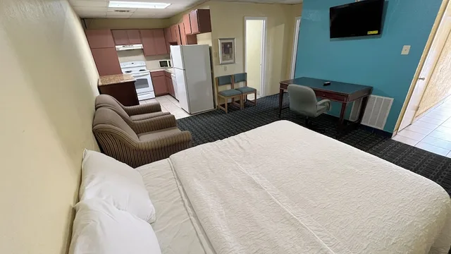 شقة كومفورت بسريرين كوين بغرفة نوم واحدة، Extended Stay Snyder 5/10