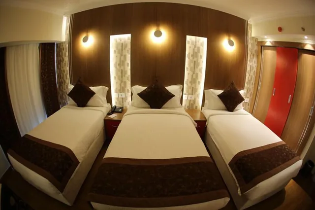 غرفة ثلاثية بإطلالة على المدينة، Tolip Inn Maadi 3/4