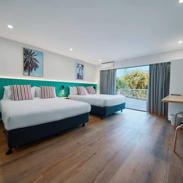 غرفة بسريرين منفصلين، Red Star Hotel Palm Beach 4/8