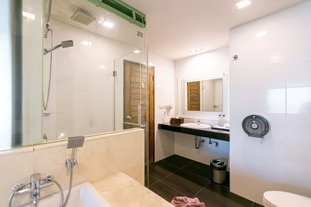 1 Bedroom, Suite, King Bed, Grand Ratchapruek Hotel 9/10