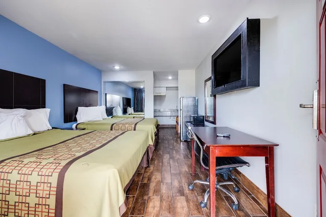 غرفة بسريرين كوين للمدخنين، Hotel O Luxury Inn Channelview Baytown I-10 2/9