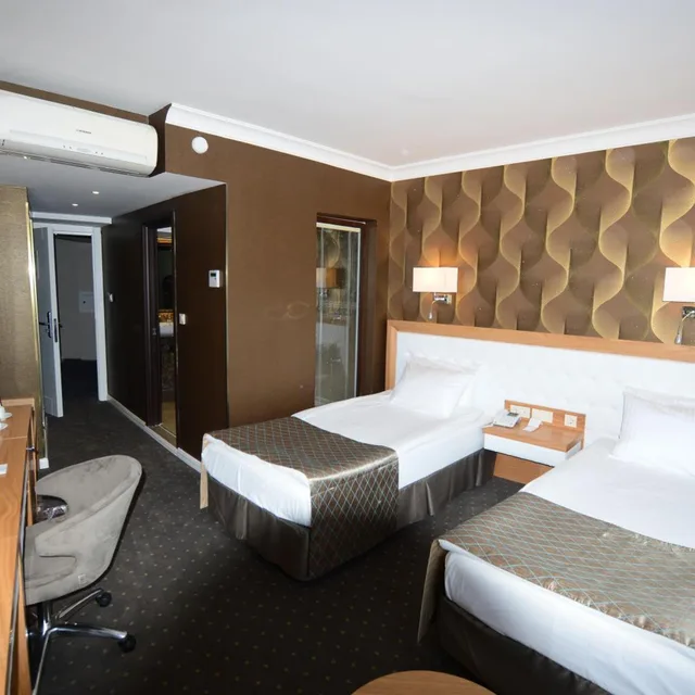 غرفة ديلوكس بسرير مزدوج أو سريرين منفصلين بإطلالة على المدينة، Akol Hotel 5/10