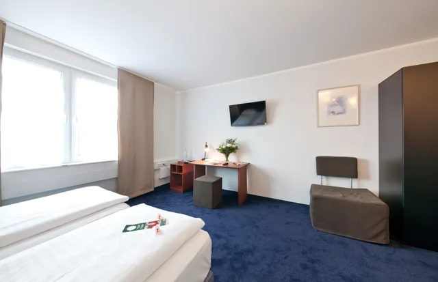 Comfort, Double Bed, Hotel Aviva Neue Messe 5/9
