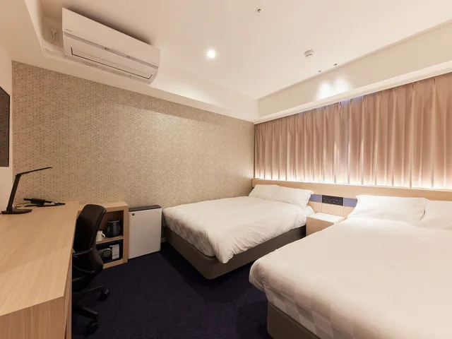 غرفة قياسية بسريرين منفصلين، Henn na Hotel Premier Kagoshima Tenmonkan 1/3