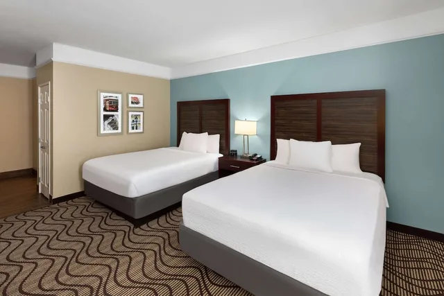 غرفة بسريرين كوين، La Quinta Inn & Suites by Wyndham Houma 2/8