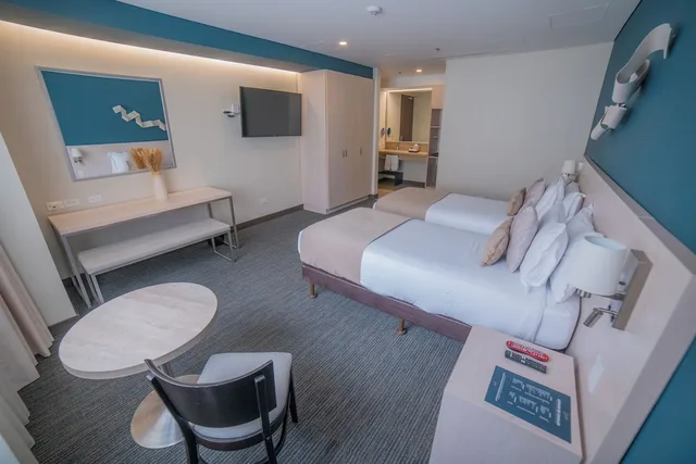 غرفة سوبيريور بسريرين منفصلين وسريرين مزدوجين، Liv Hotel Zona G 4/6
