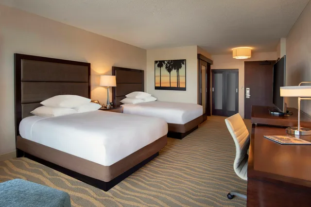 غرفة بسريرين كوين لذوي الإعاقة، Doubletree By Hilton Hotel San Diego - Mission Valley 2/4
