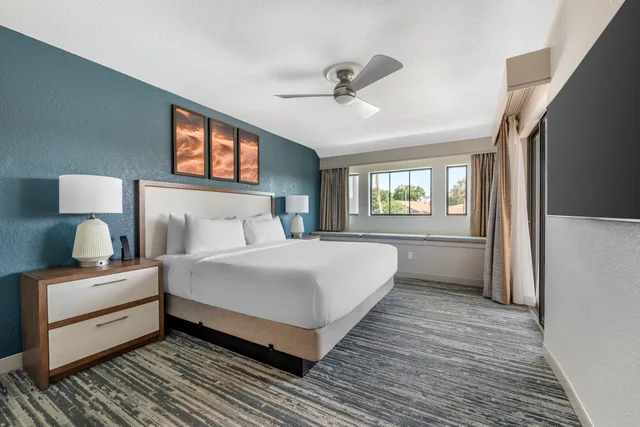 1 Bedroom, Orbit One Vacation Villas 1/7