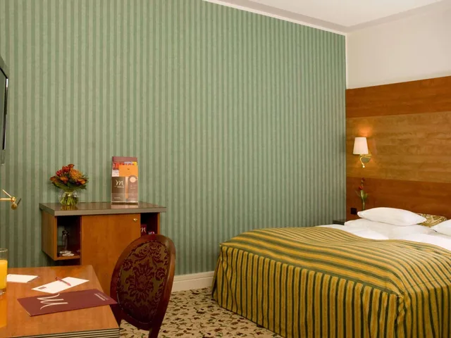 Biedermeier, Queen Bed، Mercure Grand Hotel Biedermeier Wien 2/4