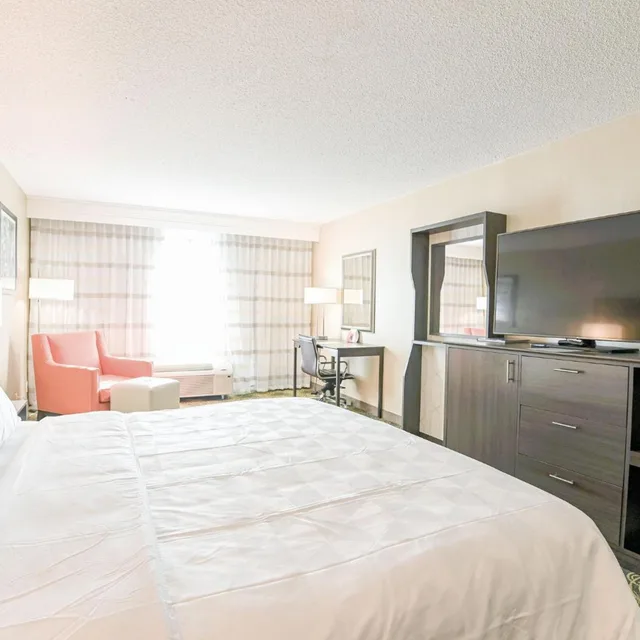 غرفة سوبيريور بسرير كينج، Holiday Inn Charlottesville-Univ Area 5/10