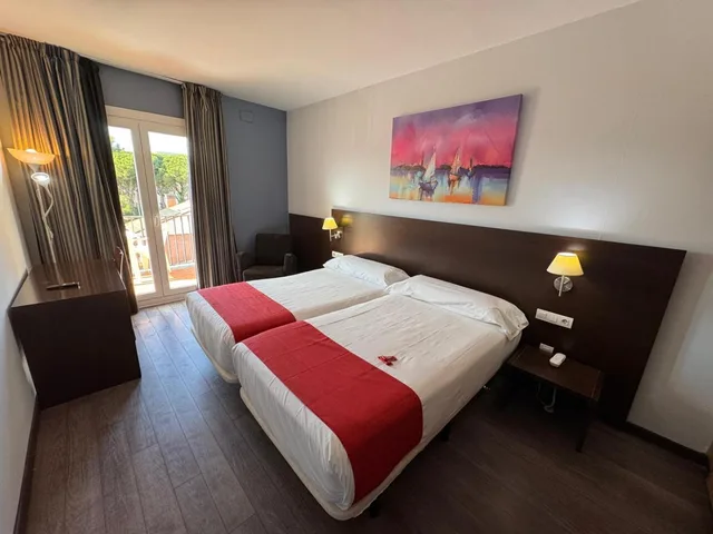 غرفة كومفورت بسريرين، Canal Olimpic Hotel 3/3