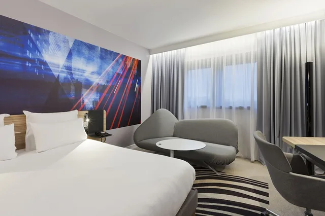 Classic, Double Bed, Novotel Tours Centre Gare 3/10