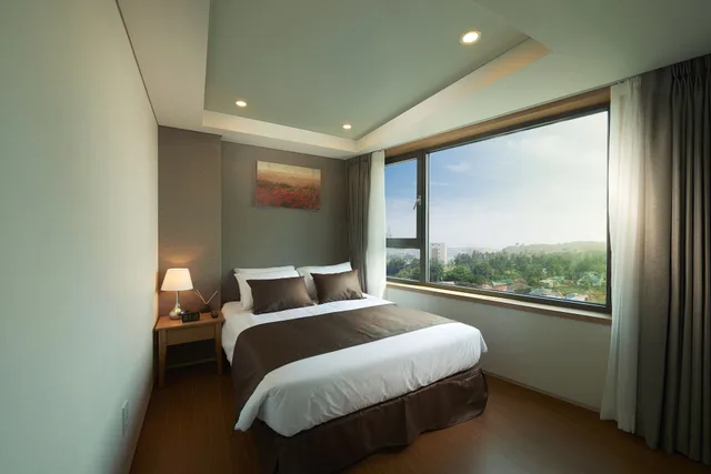 جناح جونيور بفراش فوتون وسرير فردي وسرير كوين، Benikea Jungmun Hotel 4/8